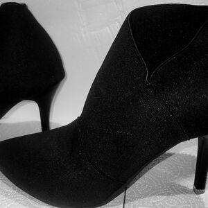 Elegant Black Women's Heels